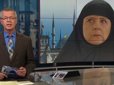 Телеканал ARD обвинили в антиисламизме после показа Меркель в хиджабе